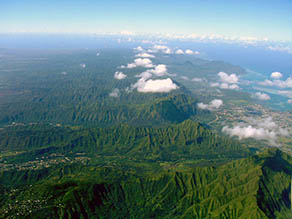 Ko`olau Mountains